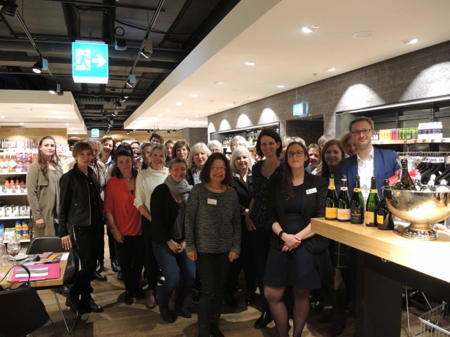 2/2019 Women&Wine-Society Anlass Globus